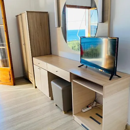 Akrogiali 巴尔巴蒂