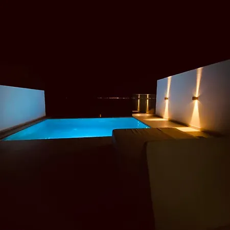 Akrogiali 巴尔巴蒂