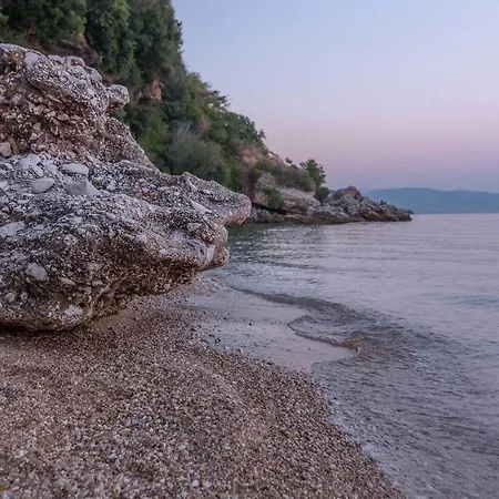 Akrogiali 巴尔巴蒂