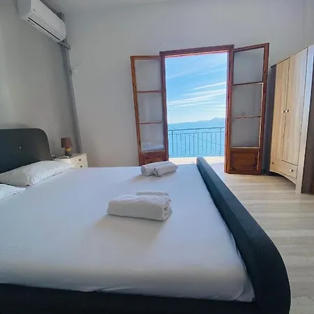 Akrogiali Apartment Barbati
