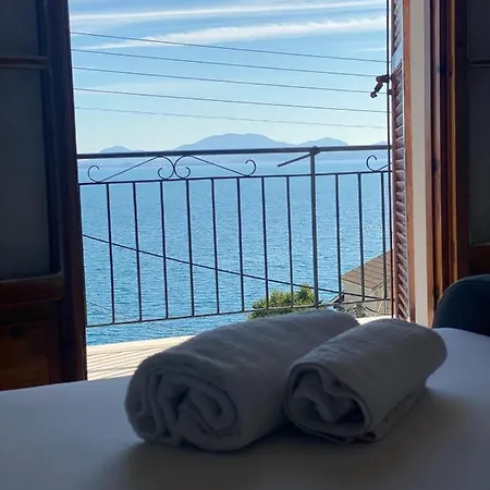 Apartment Akrogiali