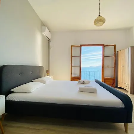 Akrogiali Apartment Barbati