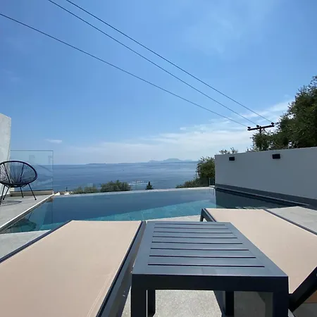 Akrogiali Apartment *