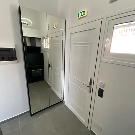 Apartment Akrogiali *