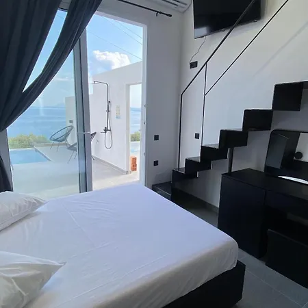 Akrogiali Apartment *