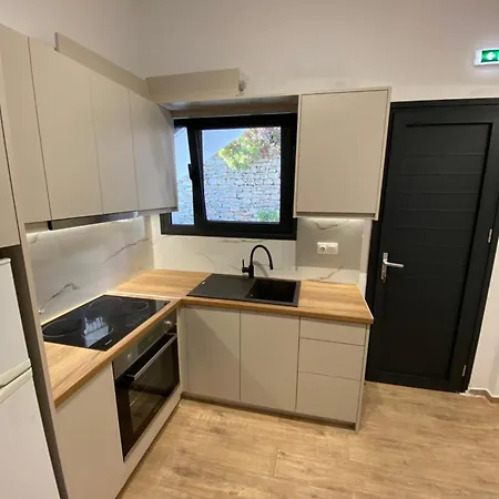 Apartment Akrogiali *
