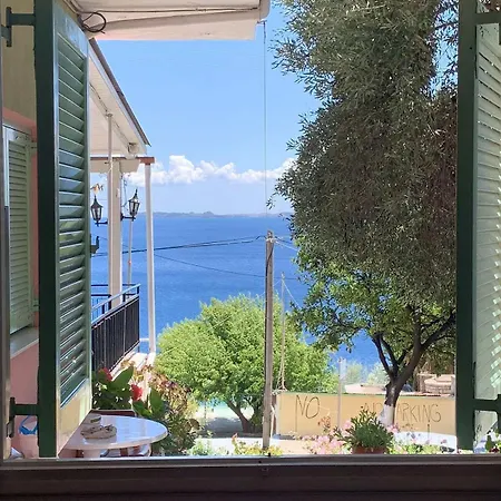 Apartment Akrogiali