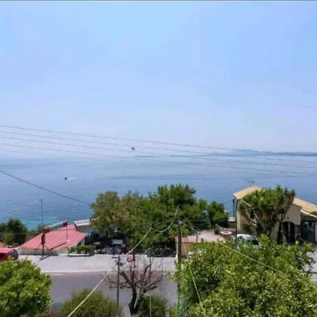 Akrogiali 아파트
