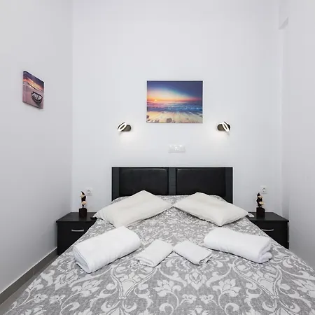 Akrogiali Apartament *