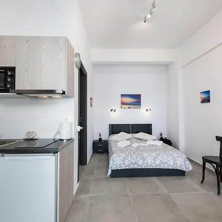 Akrogiali Apartment