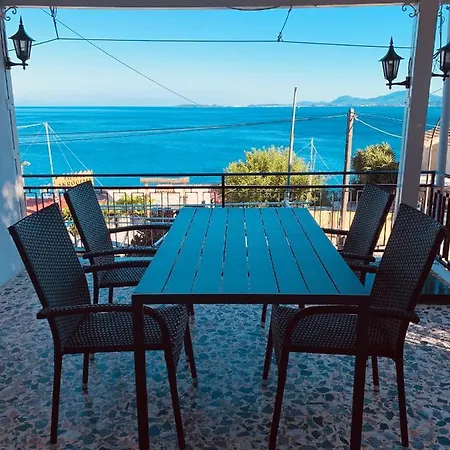 Akrogiali Apartman *